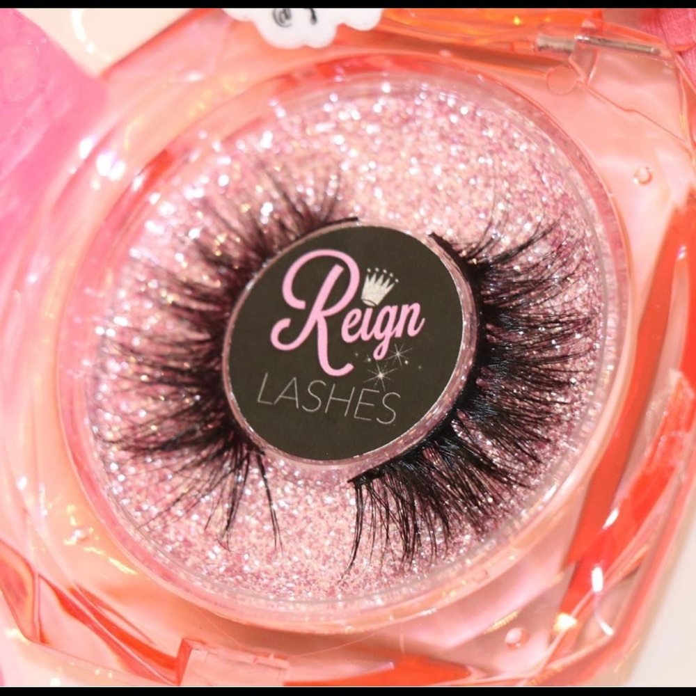 Reign Lashes